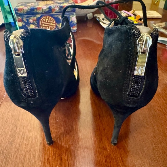 Elegant Black Suede Women's Shoes with tie-up and zipper back - Picture 5 of 8